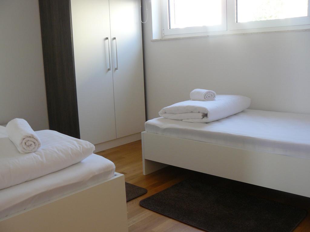 My Nest Accommodation Privlaka  Buitenkant foto